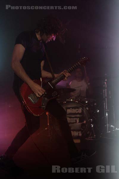 A PLACE TO BURY STRANGERS - 2015-04-13 - PARIS - Divan du Monde - 